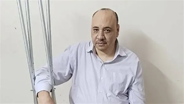 وقع وهو بيتوضى.. أخصائي اجتماعي بالمنيا يستغيث بعد إصابته بكسر في الفخذ: محتاج عملية تركيب مفصل| بث مباشر وقع وهو بيتوضى.. أخصائي اجتماعي بالمنيا يستغيث بعد إصابته بكسر في الفخذ: محتاج عملية تركيب مفصل| بث مباشر