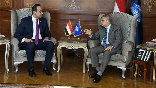 أسامة ربيع: الخدمات الطبية بقناة السويس تطورت مؤخرًا