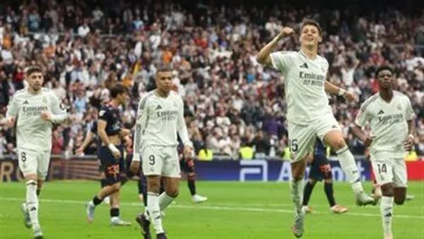 ريال مدريد يفوز على سيلتا فيجو بثلاثية.. ويطارد برشلونة على صدارة الدوري الإسباني