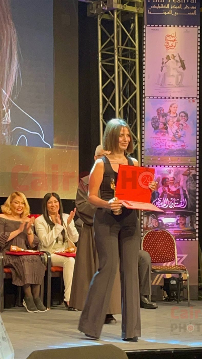 تكريم إيمان العاصي في مهرجان المركز الكاثوليكي للسينما