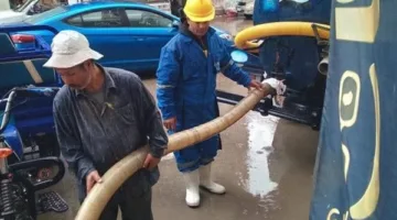 محافظ الغربية يتابع جهود إزالة مياه الأمطار ويوجه برفع درجة الاستعداد لمواجهة تقلبات الطقس