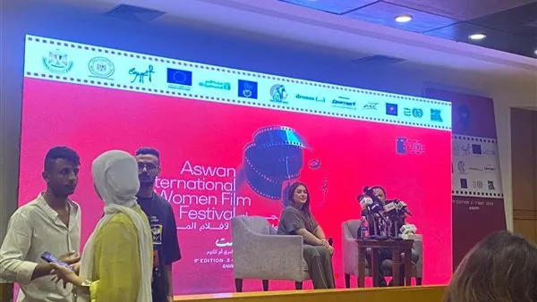 كندة علوش: لا أتعامل مع نفسي كنجمة.. وبحاول أكون قريبة من روح الست المصرية في كل دور