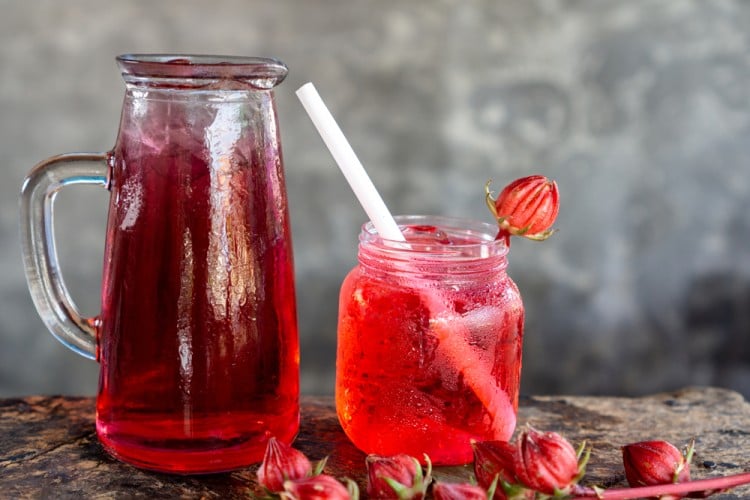 طريقة عمل مشروبات باردة منعشة في المنزل