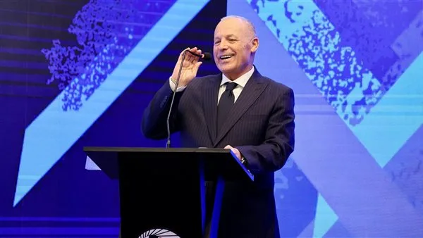 أبو ريدة يرفع معنويات منتخب الشباب في التدريب الختامي لمواجهة زامبيا.. واللاعبون يعتبرونها بطولة خاصة