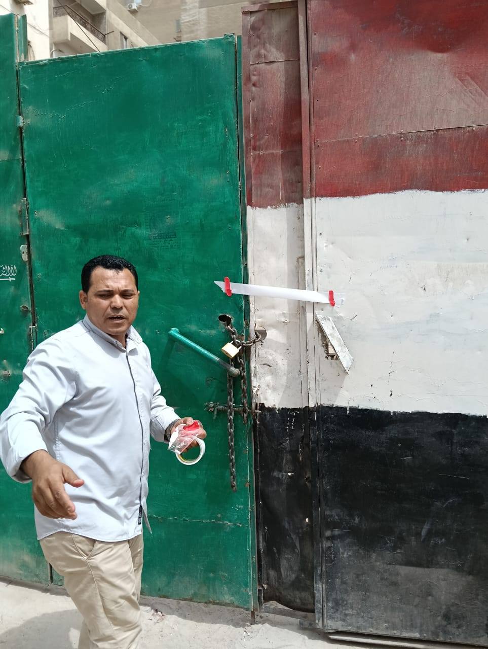 محافظة القاهرة: غلق وتشميع مخزن مخالف بقطعة أرض في مدينة نصر| صور