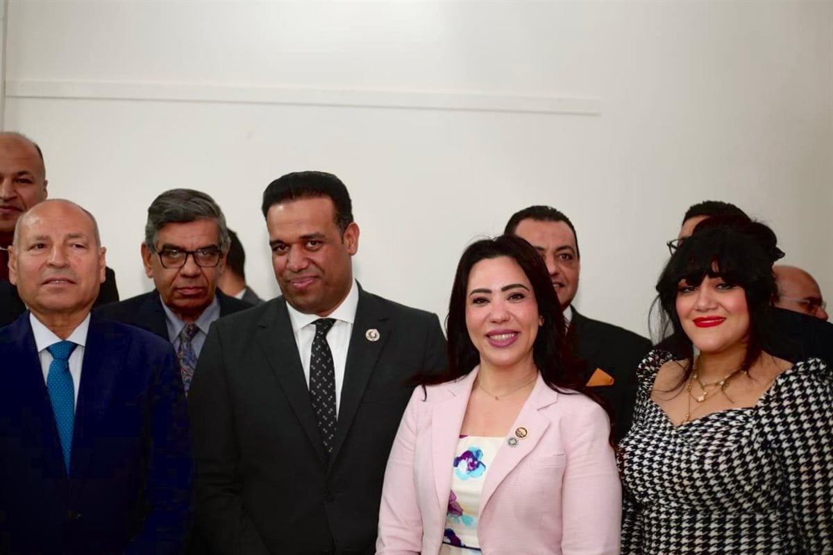 منح محمد كمال زمالة كلية الدفاع الوطني عن رسالة دور الإعلام في مواجهة الفكر المتطرف