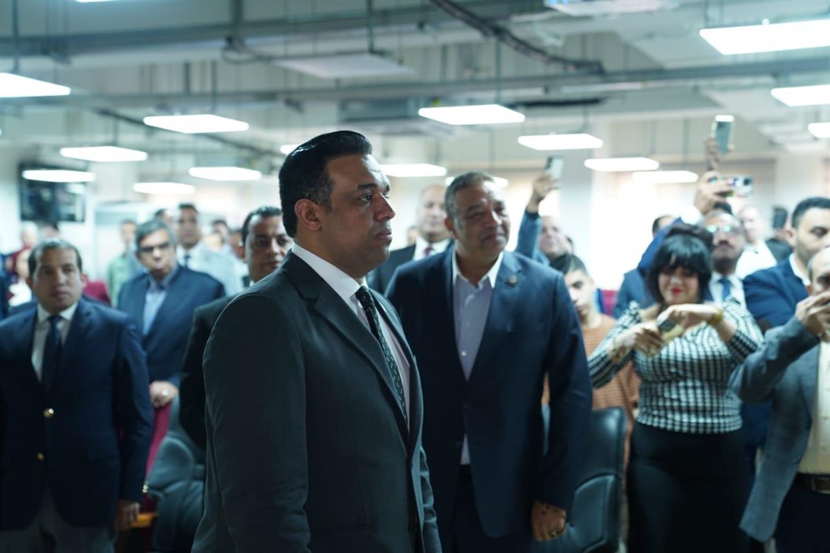 منح محمد كمال زمالة كلية الدفاع الوطني عن رسالة دور الإعلام في مواجهة الفكر المتطرف