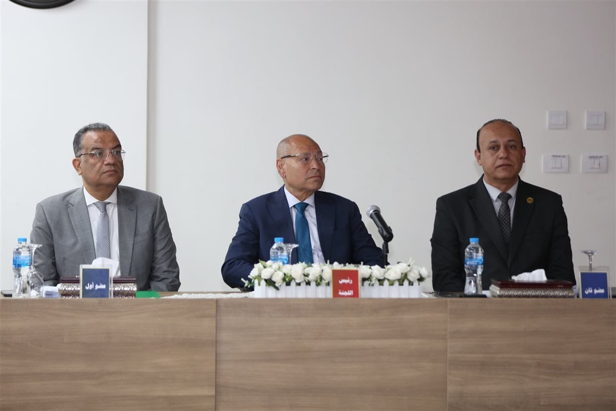 منح محمد كمال زمالة كلية الدفاع الوطني عن رسالة دور الإعلام في مواجهة الفكر المتطرف