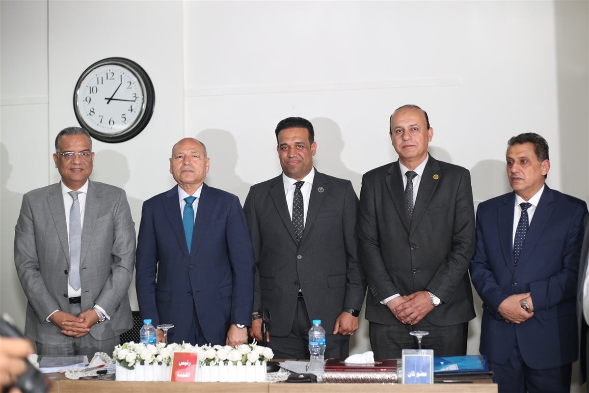 منح محمد كمال زمالة كلية الدفاع الوطني عن رسالة دور الإعلام في مواجهة الفكر المتطرف