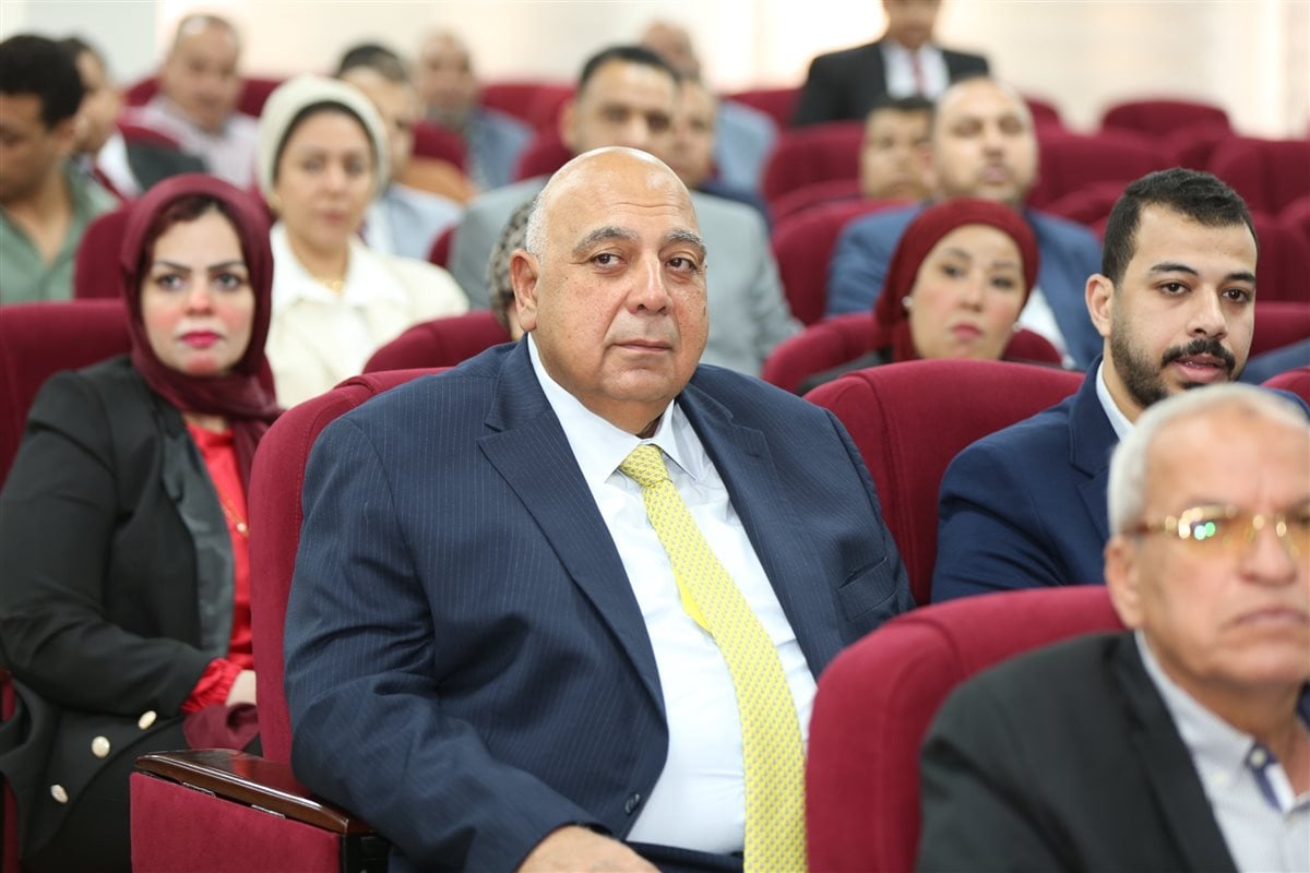 منح محمد كمال زمالة كلية الدفاع الوطني عن رسالة دور الإعلام في مواجهة الفكر المتطرف