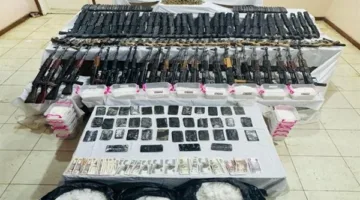 ضبط ترسانة أسلحة.. مصرع 5 عناصر شديدة الخطورة عقب تبادل إطلاق النيران مع الشرطة بأسيوط