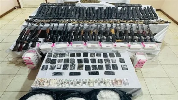 ضبط ترسانة أسلحة.. مصرع 5 عناصر شديدة الخطورة عقب تبادل إطلاق النيران مع الشرطة بأسيوط