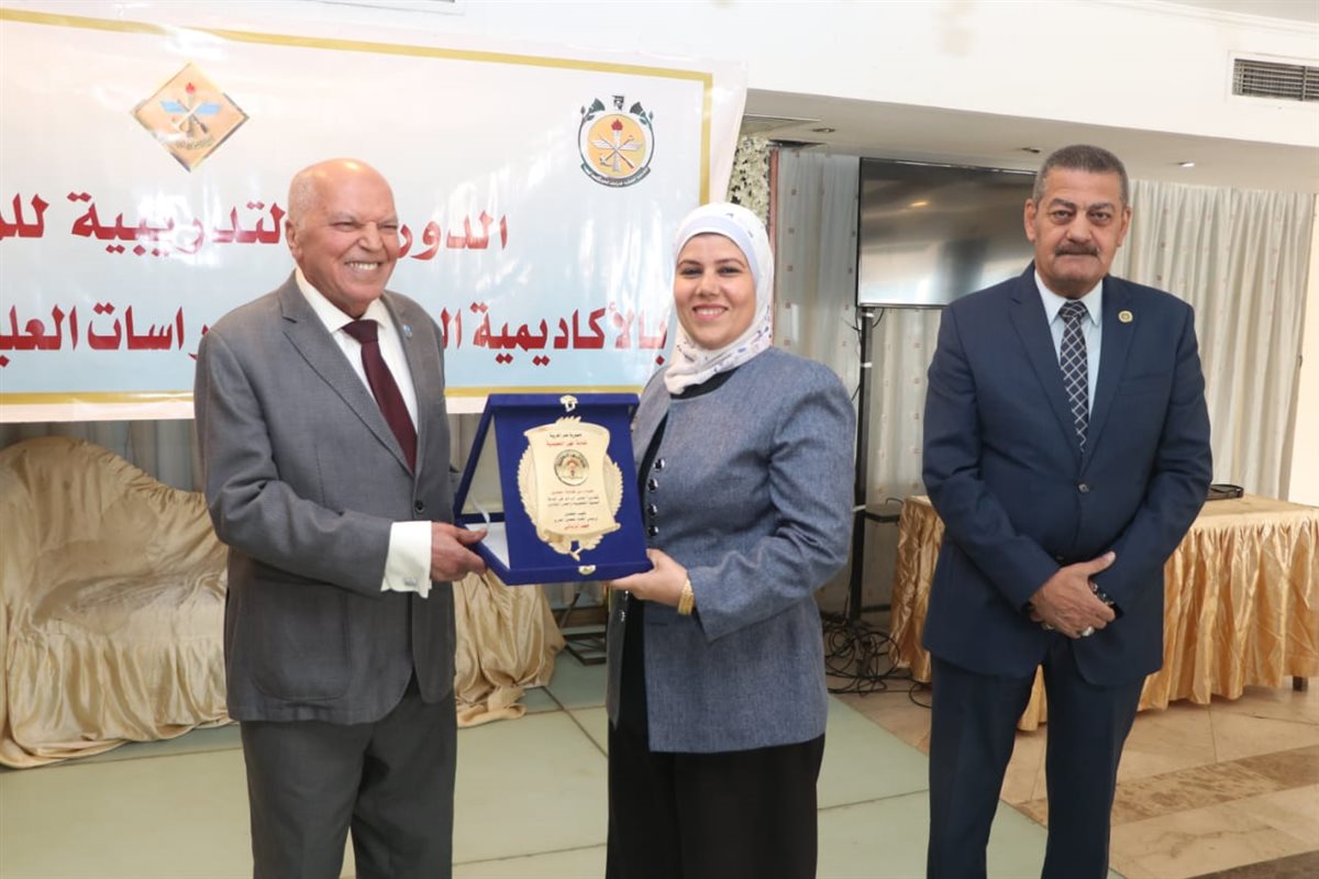 جانب من التكريم 