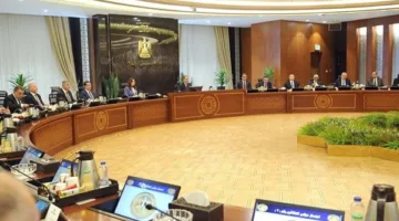 تكليف من مدبولي للمحافظين بالاستعداد للانتخابات.. ويؤكد: لن نقبل باستمرار دوامة مخالفات البناء