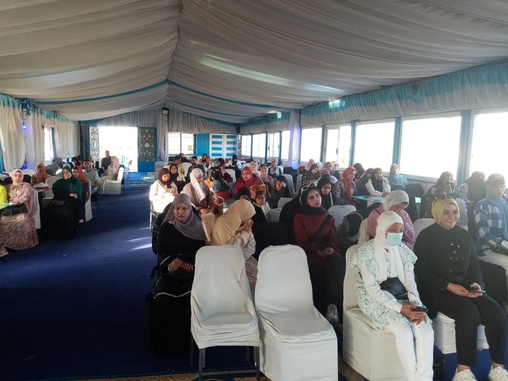 التوعية بمخاطر الإدمان الالكتروني