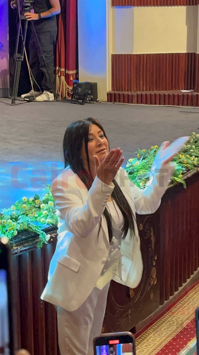 تكريم انتصار في مهرجان المركز الكاثوليكي للسينما