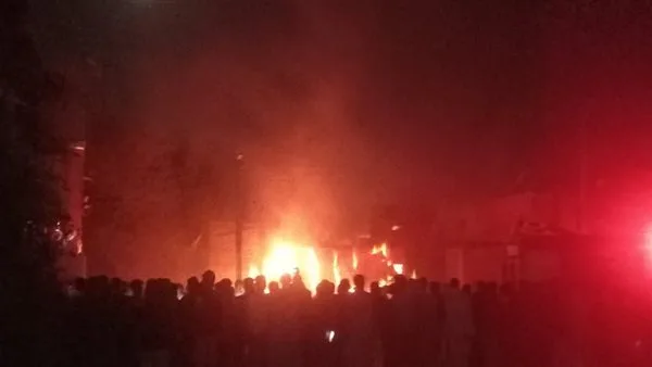 انتداب الأدلة الجنائية لمعاينة حريق مخزن فراشة وأدوات كهربائية في سوهاج