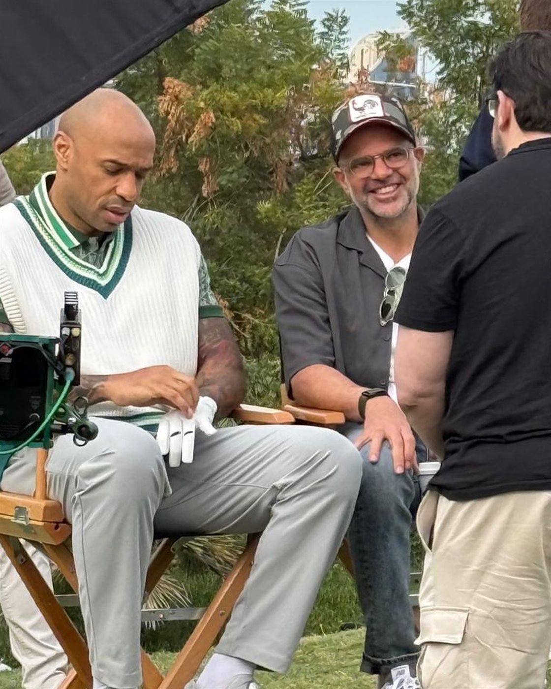 لقطات لـ المنتج محمد السعدي من من كواليس إعلان SouthMED الجديد