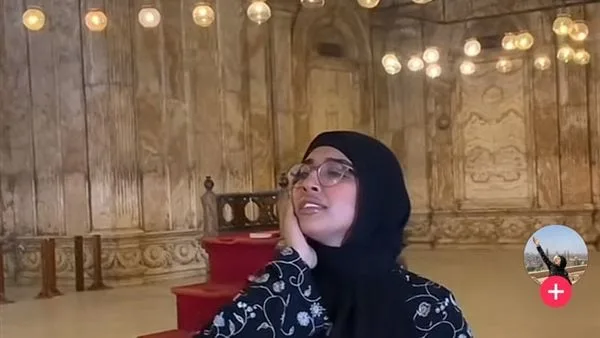 فتاة تؤذن داخل مسجد قلعة صلاح الدين بالقاهرة.. الإفتاء: الأذان لا يشرع للمرأة