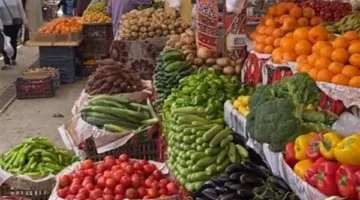 أسعار الخضراوات والفواكه في سوق العبور