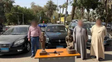 أوهماه أنها قطع أثرية.. ضبط شخصين حاولا بيع تمثالين من الجرانيت بالقاهرة