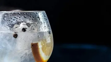 إسباني يصاب بحروق في المعدة بسبب المياه الفوارة