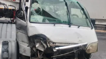 إصابة 6 أشخاص في تصادم سيارة نقل وميكروباص بالمنوفية | صور