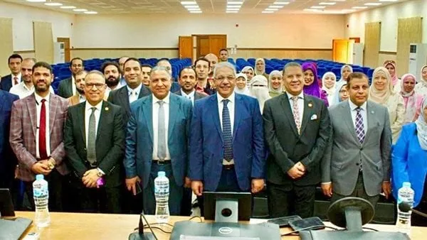 الأول من نوعه.. مركز الابتكار وريادة الأعمال بجامعة الأزهر يطلق برنامج المعلّم الريادي