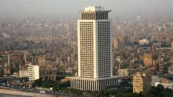 الخارجية تتابع استغاثة البحارة المصريين بالمياه الإماراتية.. ومصدر دبلوماسي: سيتم التنسيق مع الجهات المعنية| خاص