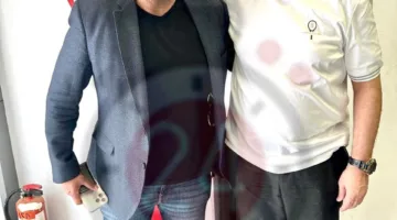 الظهور الأول لـ أيمن الرمادي داخل الزمالك بعد تعيينه مديرًا فنيًا للفريق | صورة