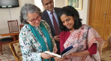 القائم بأعمال سفير الهند بالقاهرة في ضيافة المركز القومي للترجمة