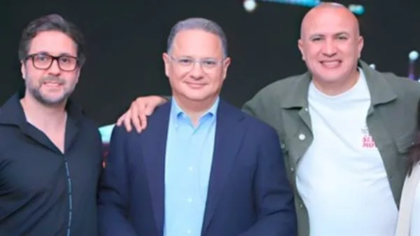 الليلة.. هشام ماجد وصناع مسلسل أشغال شقة جدًا في ضيافة شريف عامر على MBC مصر