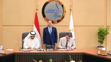 النقل تتعاقد مع شركة خاصة لتشغيل 100 سيارة كهربائية بالقاهرة والجيزة