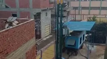 انفجار محول كهرباء داخل شركة المياه بقطور في الغربية بسبب الأمطار