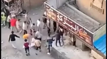 بسبب خلاف على البيع والشراء.. تفاصيل تعدي شخصين على آخرين داخل سوبر ماركت في القاهرة