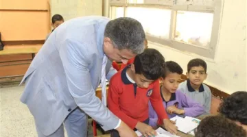 بعد رصد مخالفات.. وكيل تعليم الجيزة يوجه بتشكيل لجنة مختصة لإعادة الانضباط بمدرسة بأوسيم