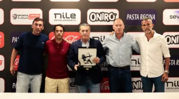 تأكيدًا لـ القاهرة 24.. الزمالك يُكرم بيسيرو ويمنحه درع النادي| صور