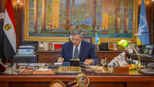 تبدأ 21 مايو.. محافظ الإسكندرية يعتمد جداول امتحانات نهاية العام الدراسي للمدارس