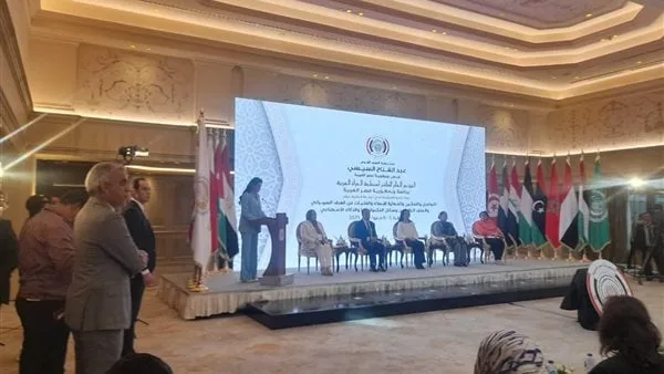 تحت رعاية الرئيس.. انطلاق مؤتمر منظمة المرأة العربية تحت عنوان حماية النساء من العنف السيبراني تحت رعاية الرئيس.. انطلاق مؤتمر منظمة المرأة العربية تحت عنوان حماية النساء من العنف السيبراني