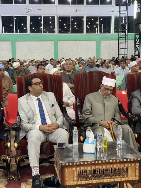 تكريم 1200 من حفظة القرآن الكريم في الساحة الرضوانية بالأقصر| صور