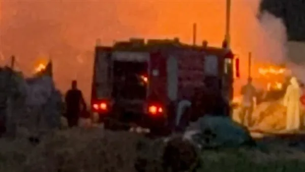 حريق هائل في كسارة بلاستيك بالغربية.. والدفع بـ3 سيارات إطفاء