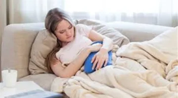 دراسة: النظام الغذائي غير الصحي قد يعجّل بموعد الدورة الشهرية لدى الفتيات