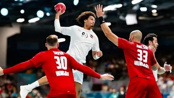 زين وكاشباريك.. أسباب تأخر إعلان صفقتي اليد في الأهلي قبل السوبر الإفريقي| خاص