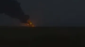 طائرة مسيرة تستهدف مستودعًا للوقود بمطار بورتسودان الدولي