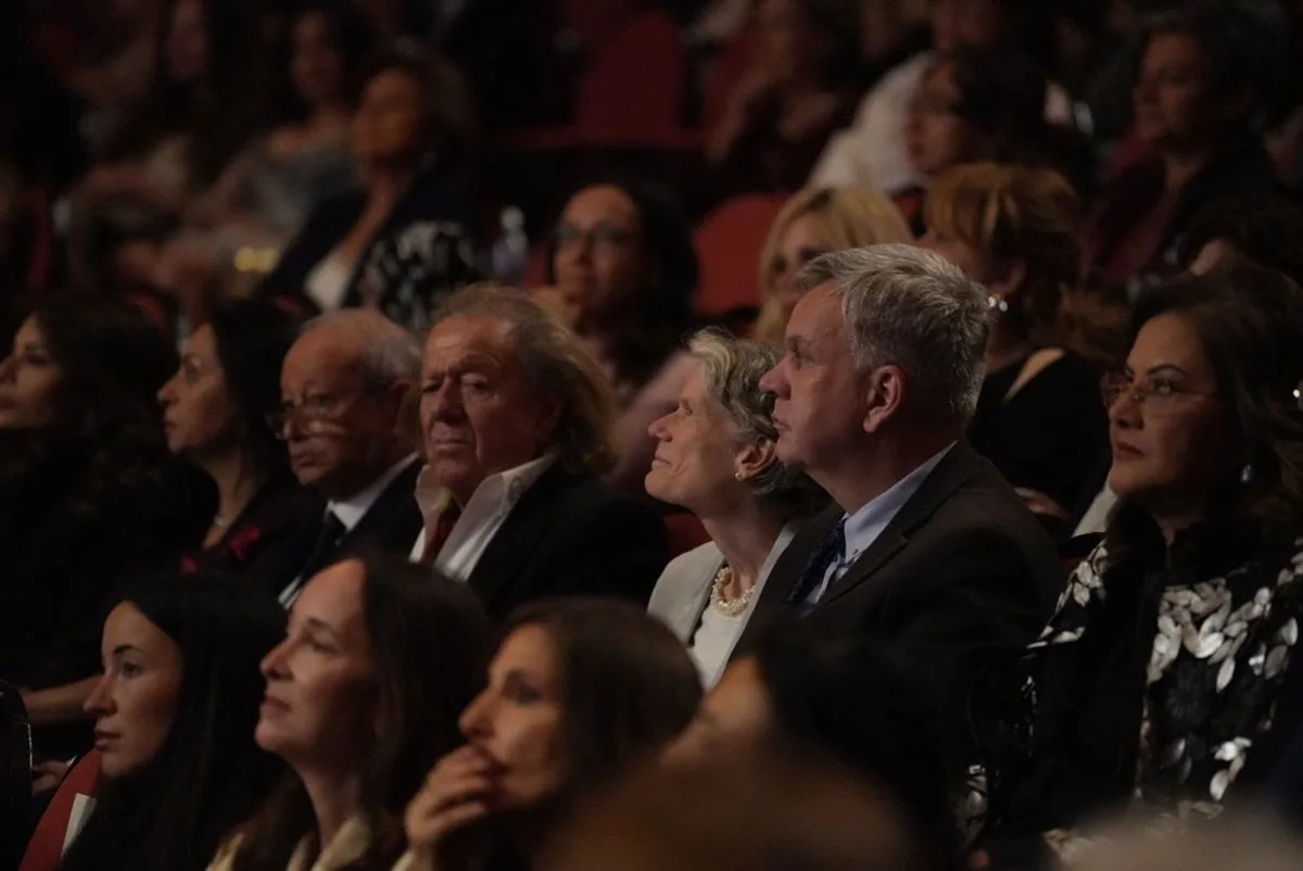 عائدها يخصص للهلال الأحمر المصري.. وزيرة التضامن تشهد أمسية موسيقية بدار الأوبرا | صور