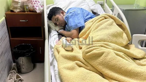 عاكسوا أخته وضربوه.. سيدة تروي تفاصيل قطع أصابع نجلها على يد مجموعة شباب بكمبوند دريم| صور عاكسوا أخته وضربوه.. سيدة تروي تفاصيل قطع أصابع نجلها على يد مجموعة شباب بكمبوند دريم| صور