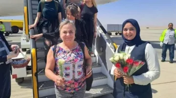 على متن 94 رحلة طيران.. 14 ألف سائح يصلون إلى مطاري الغردقة ومرسى علم الدوليين