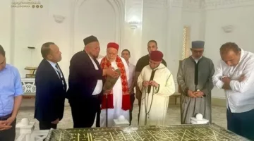 علي جمعة والمفتي ووزير الأوقاف يزورون أضرحة الإمام الماتريدي والصحابي قُثَم بن العباس وساحة ريجستان