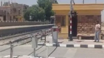 غلق مزلقان بهجورة البحري في قنا لمدة يومين.. تعرف على الطريق البديل