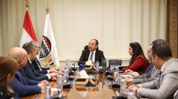 قطاع الأعمال يبحث مع شاهينلر التركية فرص الاستثمار في الغزل والنسيج والسياحة والفنادق